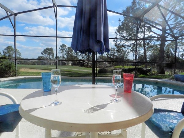 4 Bed Villa sleeps 8. Private Pool. 