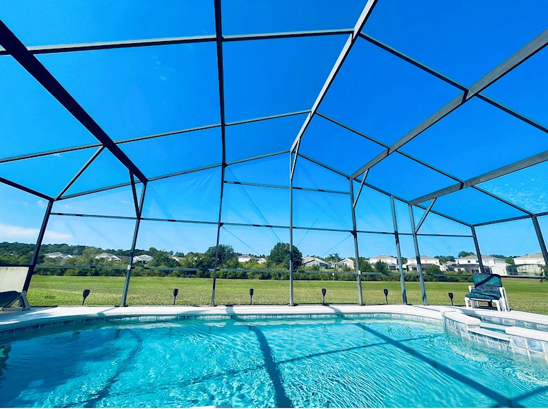 4 Bed Villa sleeps 8. Private Pool with Spa / Hot Tub. Games Room.